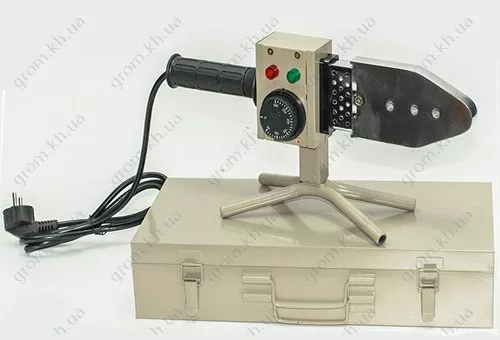 Фото 1- Паяльник пластиковых труб Элпром ЭППТ-1850