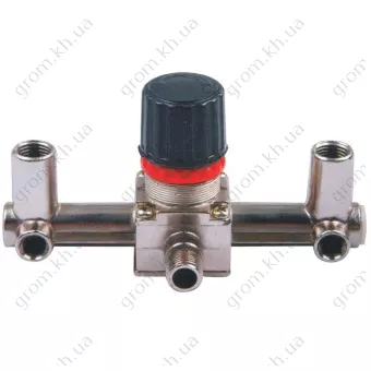 Фото 1- Контрольно-распределительный блок компрессора с регулятором давления Intertool PT-9091