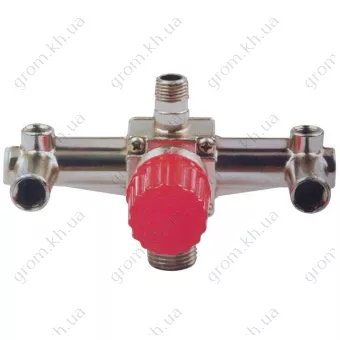 Фото 1- Контрольно-распределительный блок компрессора с регулятором давления Intertool PT-9092