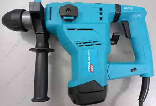 Фото 1- Перфоратор электрический Grand ПЭ-2400Е с регулировкой оборотов