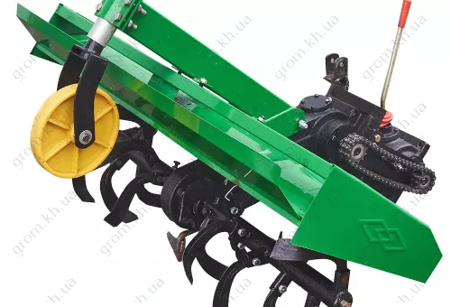 Фото 1- Почвофреза 120 (DW-160WXL) с дополнительным редуктором и навесным механизмом