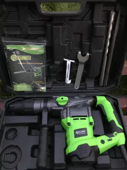 Фото 1- Перфоратор Flinke ФП-2400PRO SDS MAX professional