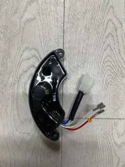 Фото 1- Автоматичний регулятор напруги (AVR) 5,5 кВт