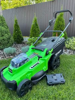 Фото 1- Аккумуляторная газонокосилка FLINKERTEK АГК-36/6А