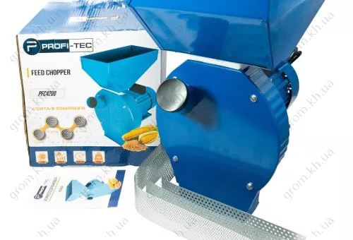 Фото 1- Кормоизмельчитель PROFI-TEC PFC4200 (2700 Вт)