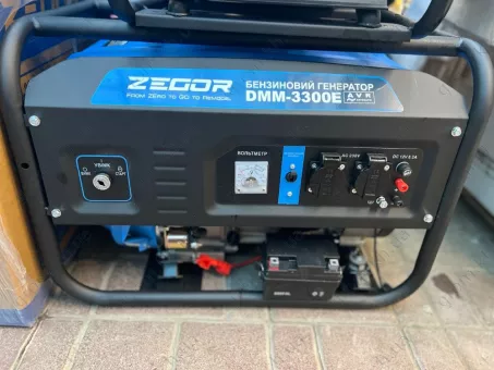 Фото 1- Генератор бензиновый ZEGOR DMM-3300 E (3.0-3.3кВт/электростартер)