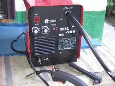 Фото 1- Сварочный полуавтомат Edon MIG/MAG 200