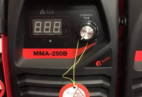 Фото 1- Зварювальний інвертор Edon MMA 250B кейс