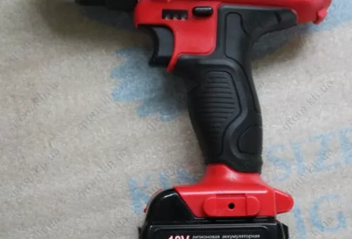 Фото 1- Аккумуляторный шуруповерт EDON CF-1805