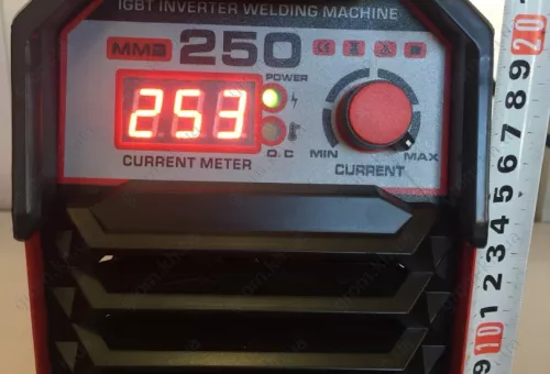 Фото 1- Зварювальний інвертор Промінь ММА 250 кейс