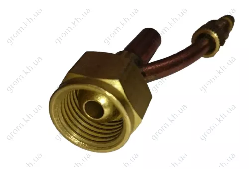 Фото 1- Під'єднувач аргонового пальника до апарату гайкою М16*1.5, що інтегрує силу та газ