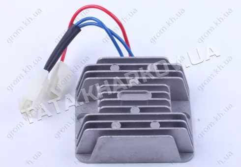 Фото 1- Реле зарядки (2 роз'єми 3 дроти) - 178F/186F