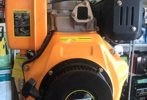 Фото 1- Двигатель Forte F186FET-25/6 (10 л.с., электростартер, шлиц)