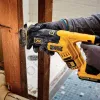 Фото 4 - Акумуляторна шабельна пилка DeWALT DCS367NT