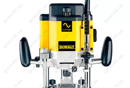 Фото 1- Фрезерний верстат DeWALT DW625E