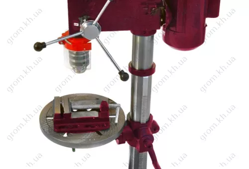 Фото 1- Станок сверлильный Уралмаш СС 1800/20