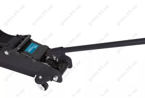 Фото 1- Гидравлический подкатной домкрат Kraissmann 2.5 HRW 385