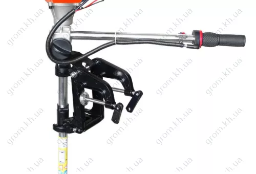 Фото 1- Мотор лодочный подвесной Уралмаш МЛП 5242