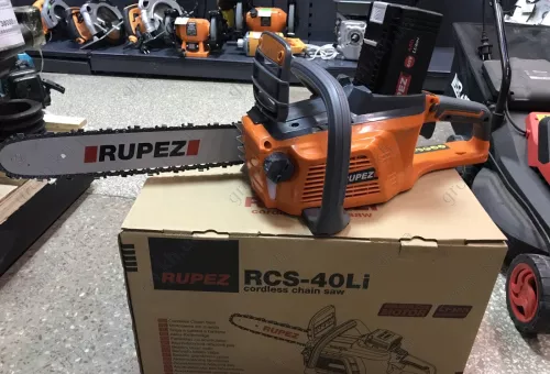Фото 1- Акумуляторна ланцюгова пилка Rupez RCS-40Li З АКБ та зарядним пристроєм (45 хвилин безперервної роботи)