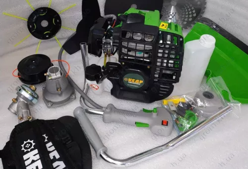 Фото 1- Бензокоса Кедр БГ-6200