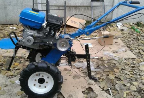 Фото 1- Мотоблок бензиновий Волинь БМВ-900