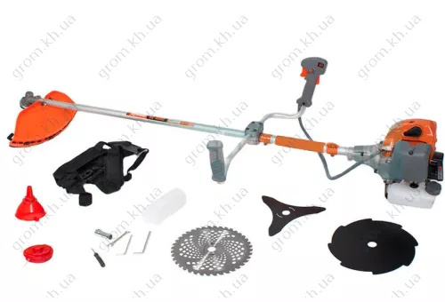 Фото 1- Бензокоса Кубань БГ-4500 (3 ножа, 3Т, 8Т, 40Т победит., 1 катушка)
