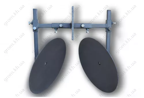 Фото 1- Окучник дисковий D400 на рамці