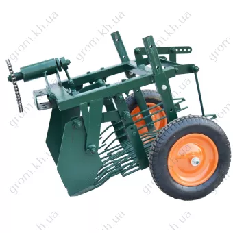 Фото 1- Картофелекопалка под вал отбора мощности с активным ножом