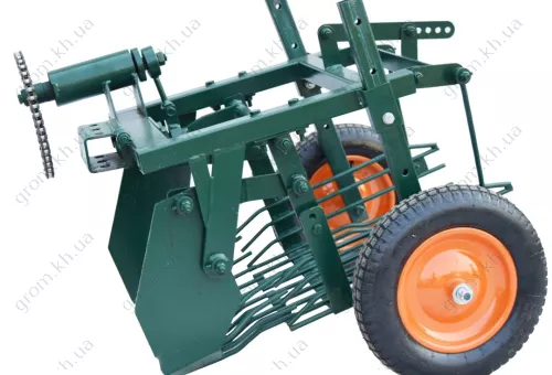 Фото 1- Картофелекопалка под вал отбора мощности с активным ножом